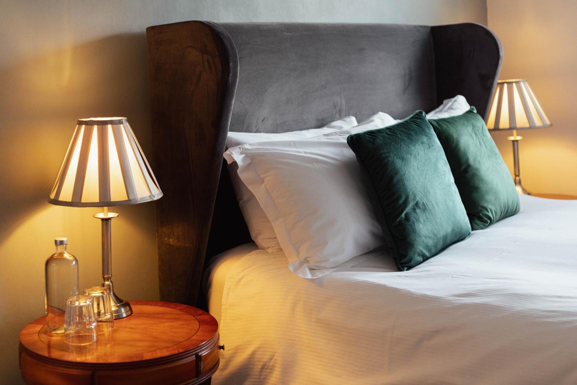 The Devonshire Arms Hotel Baslow Szoba fotó