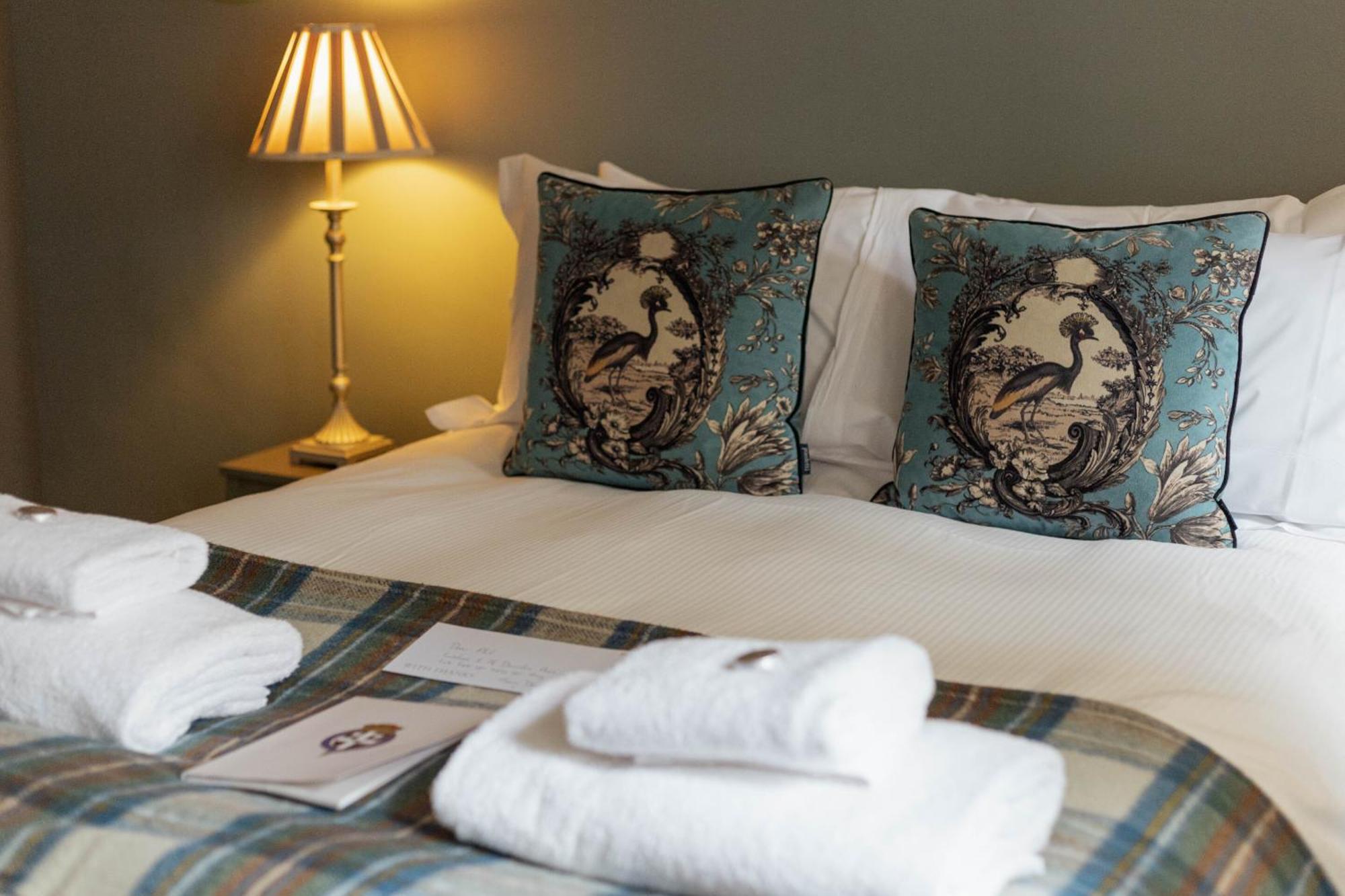 The Devonshire Arms Hotel Baslow Szoba fotó