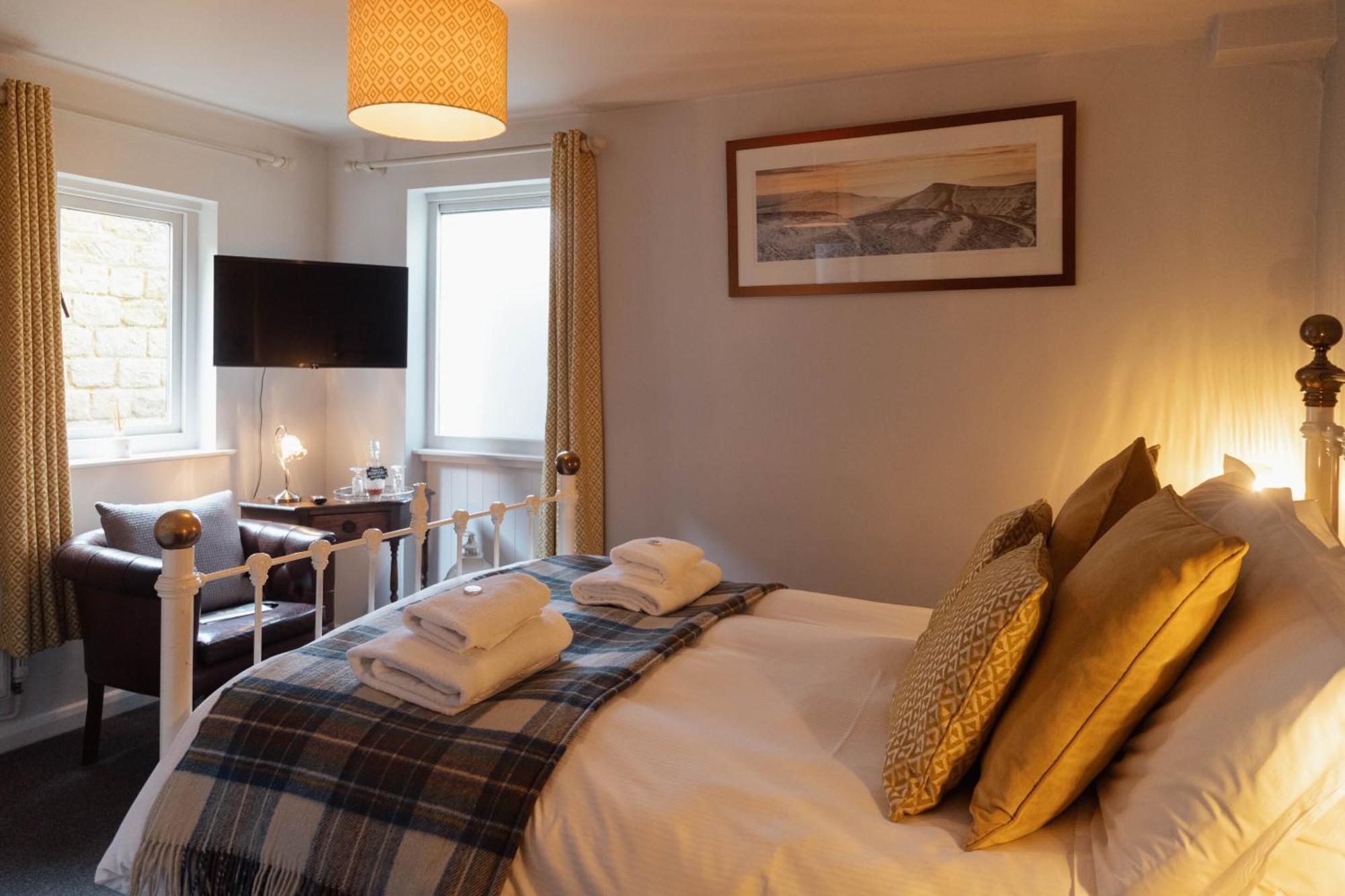 The Devonshire Arms Hotel Baslow Szoba fotó