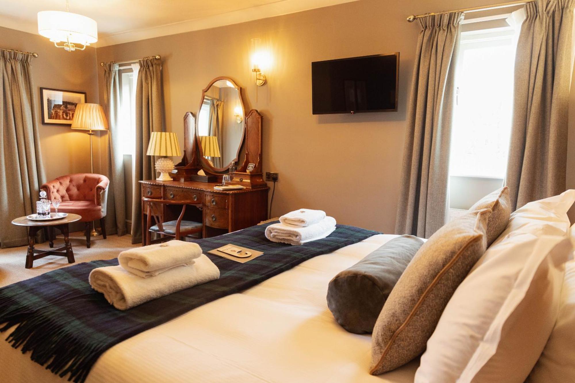 The Devonshire Arms Hotel Baslow Szoba fotó